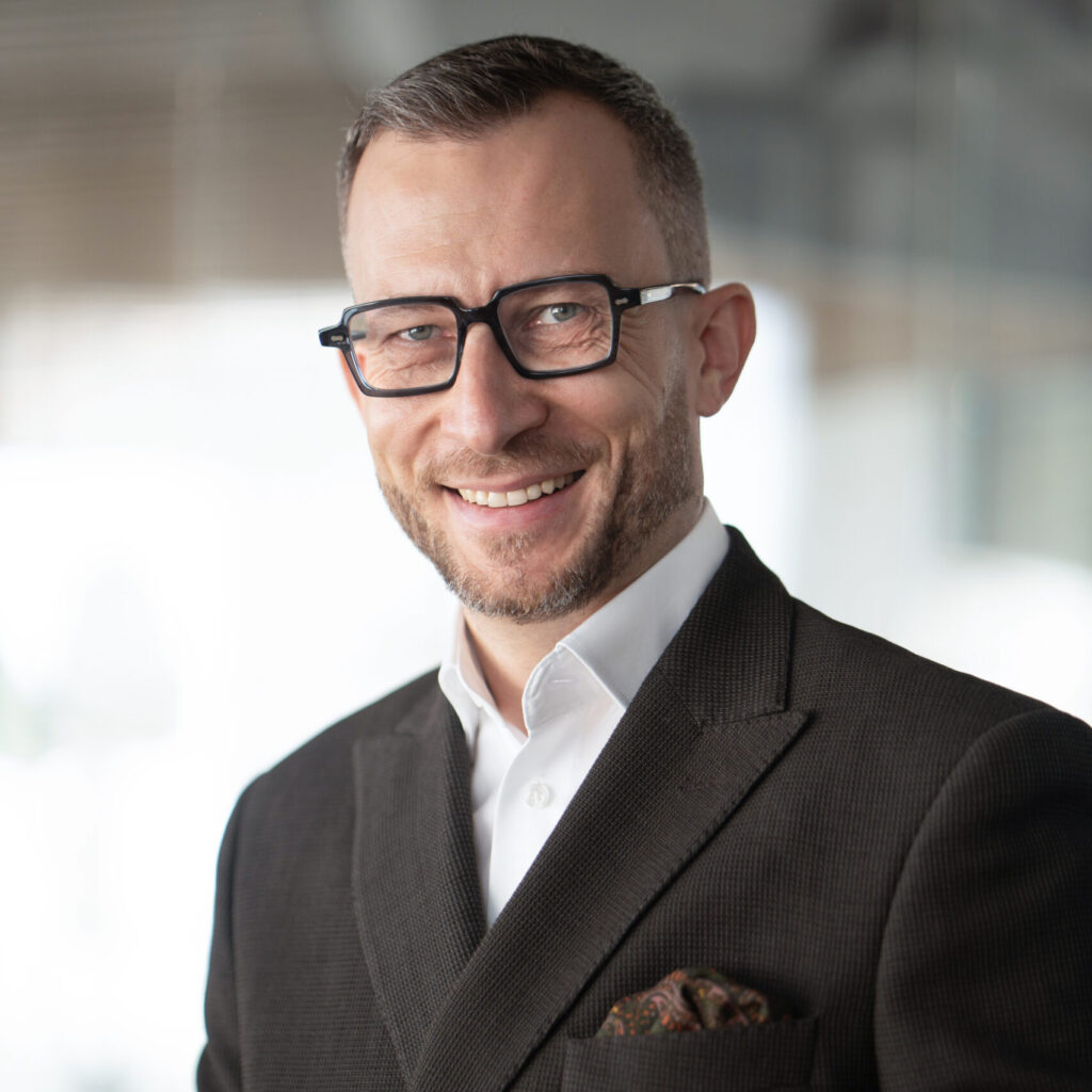 Damian Kołata